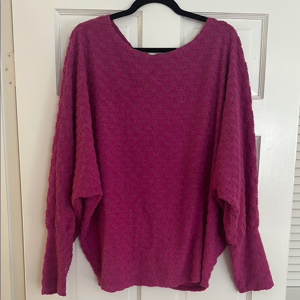 Pink Crew Neck Sweater with Oversized Fit and Long Sleeves